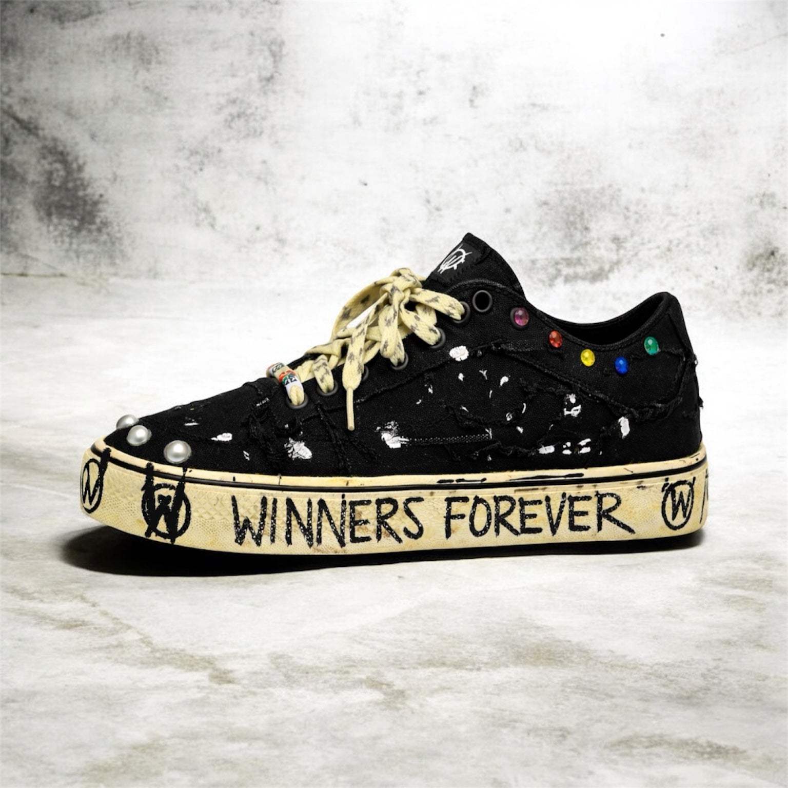 WC-SK8 LOW v.2 ( PEARL CROWE )